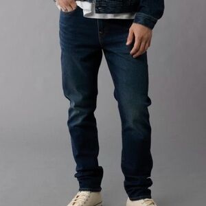 NWT American Eagle air flex athletic fit Men's Classic Blue Jeans, 30 x 36